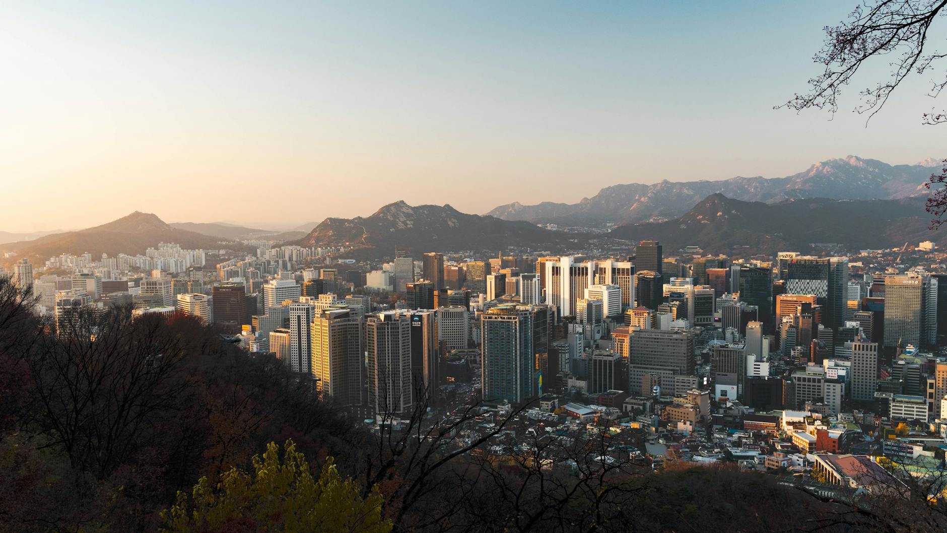 Complete South Korea Travel Guide: Tips, Attractions & Budget